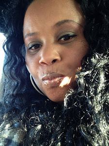 Meet your Posher, Phoebe